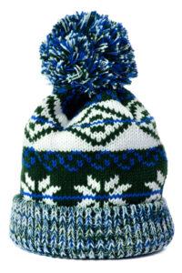 Blaue Winter Ski Mütze, aus Alpaka Wolle, mit Schneeflocken-Muster.